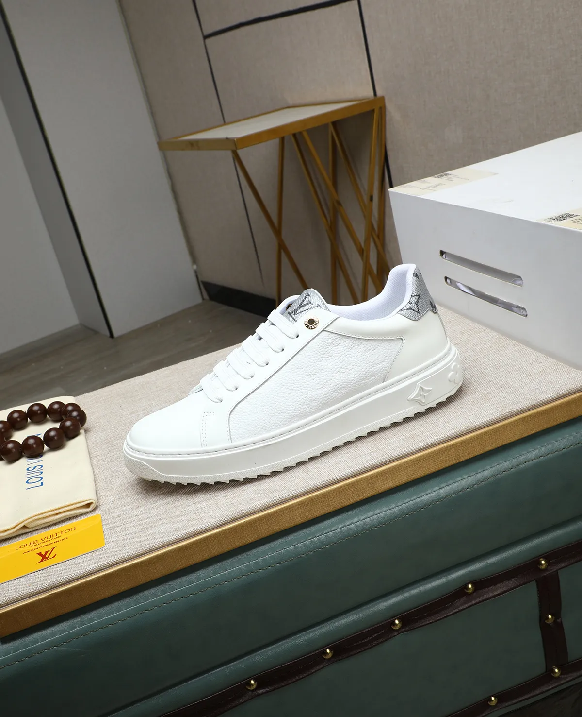 Men's men's shoes 💰540 📛📛(Niuli) high-end [LOUIS VUITTON] Louis Vuitton official website synchronized new products 👟Milan fashion catwalk style 🇰🇾🇰🇾LV family logo, celebrity style, a must-have for fashionistas ⚠️Top-layer calfskin ➕Cow leather lining ➕Mesh lining Official website original special outsole👞Number 38-44